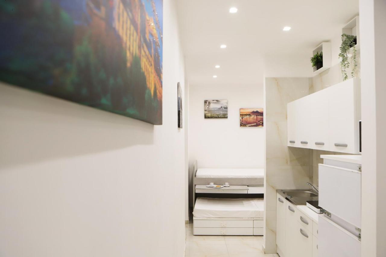 Cozy Apartment In Piazza Cavour By Wonderful Italy Neapel Exterior foto
